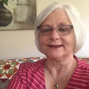 Meet your Posher, Debbie